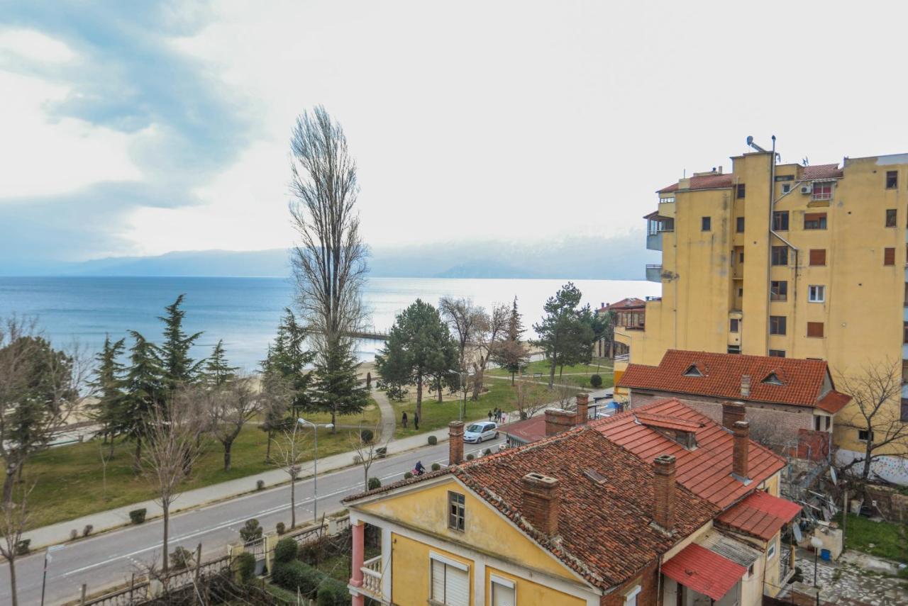 Luxurious Apartment Lake View Pogradec Exteriör bild